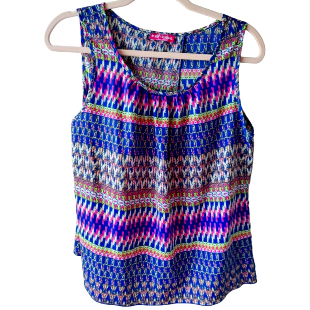 Body Central Boho Sleeveless Blouse Multicolor Geometric M